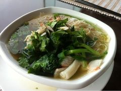 -荣誉国际酒店-云顶旋转餐厅