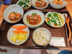 轻盈低卡膳食-山食间·中式营养轻餐(保利时光里店)