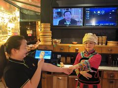 -吃饭皇帝大土家民族菜(正大广场店)