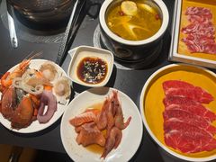 -钱小奴海鲜自助黑金店(杭州滨江龙湖店)