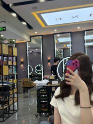 -藤野造型烫染·漂发