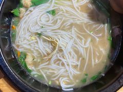 -勺子米线·云南传统小吃市集(四方街店)