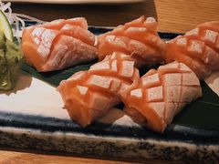 三文鱼刺身-初居食屋日式料理(万象城购物中心店)