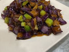 -汗腾格里·风味餐厅(新疆驻京办店)