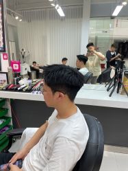 -极剪男士理发