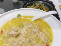 -香山湖家家宴(中山陵店)