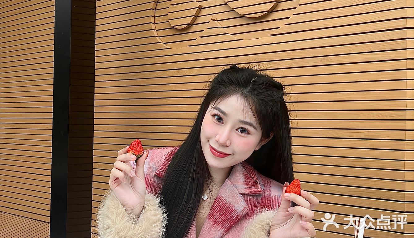 芜湖！红芭蕾草莓小方盒也敲好次了叭❗️