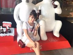 -东方明珠·可口可乐欢乐餐厅