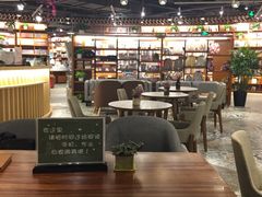 -博览书店(越秀悦汇天地店)