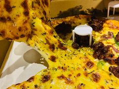 牛肉芝士双拼披萨-宅恩特披萨(百汇城店)