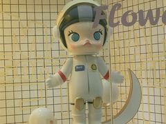 -泡泡玛特POPMART(上海环球港店)