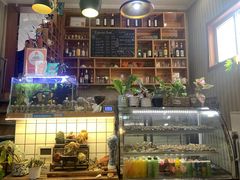 -Rabbit Cafe私房西餐甜点咖啡(栖霞路店)