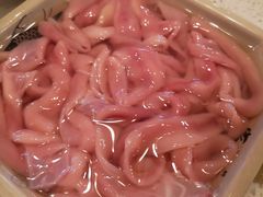 -九尺赵老四鲜鹅肠火锅