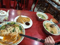 -金杨拉面王小吃面馆·牛三宝面·红烧牛肉粉