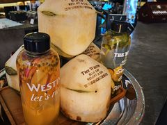-蓝湾绿城威斯汀度假酒店大堂吧