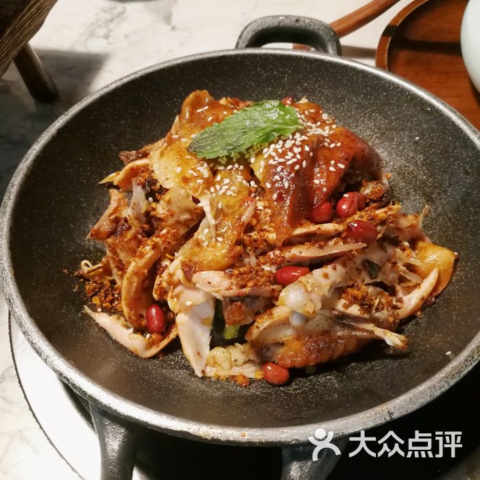扁担手撕鸡