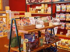 零售区-茶理宜世(岭南站NOVA店)