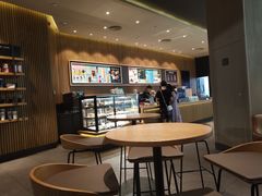 -星巴克(桂林国贸益华城店)