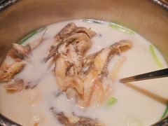 豆浆一锅鲜-佬麻雀·剁椒鱼头(京基KK One店)