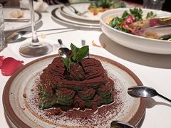 -Mogul Eatery·大亨餐酒馆