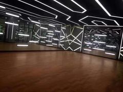 -金吉鸟健身游泳