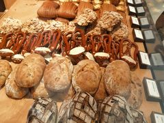 -LANLIZI BAKERY(COSMO店)