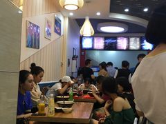 大堂-螺小胖柳州螺蛳粉(钟楼总店)