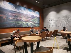 大堂-星巴克(深圳龙岗广百店)