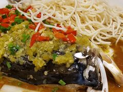 剁椒鱼头-湖锦酒楼·32年地道湖北菜(光谷店)