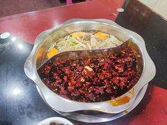 -储奇门鳝鱼火锅(总店)