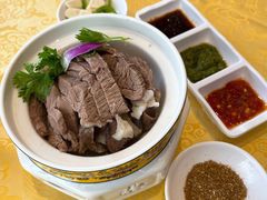 草原手把肉-德乐海蒙餐