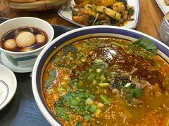 -云阿蛮云南生烫牛肉米线(奉贤路店)