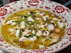 激情椒麻鱼-八张桌子(老店)
