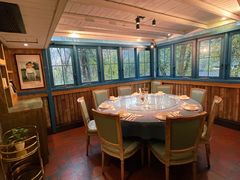 包厢-野蔓果·山野菜(西湖景区·龙井茶田店)