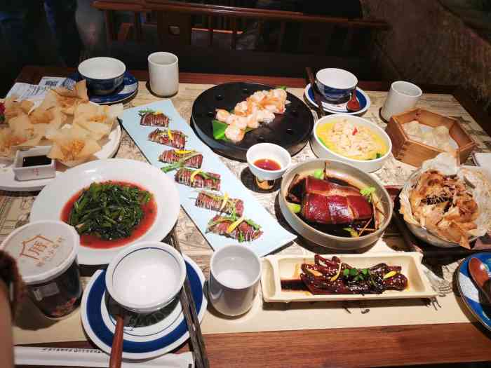 桂满陇-西湖船宴(西单大悦城店)-"一个很有特色的店,进门都是船形装饰