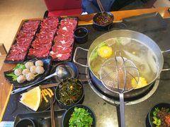 手打牛肉丸-宴全牛粤来越牛潮汕鲜牛肉火锅(海州万达广场店)