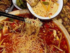 -李双猪·小龙虾·烧烤·羊肉煲(乐山店)