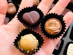 -Laderach 莱德拉(上海环贸iapm店)