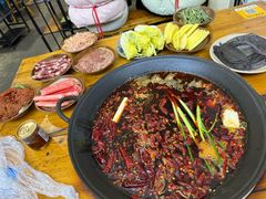 -黄潇洒老火锅(九眼桥宏济巷店)