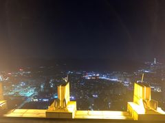 -中山利和希尔顿酒店