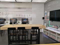 -华为授权体验店(万航渡路)