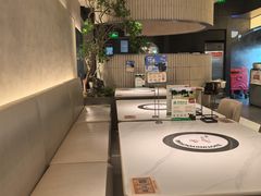 -左庭右院鲜牛肉火锅(金山万达店)
