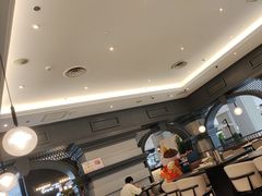 -必胜客(砂之船中东奥莱店)