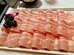 五花肥牛介绍-羊家胡同·龙虾烧烤火锅(龙汇路店)