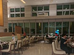 -月色西餐厅·海鲜刺身·烧烤(科学城保利郡雅酒店)