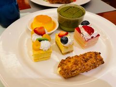 -怡咖啡海鲜自助餐厅(浦东香格里拉店)