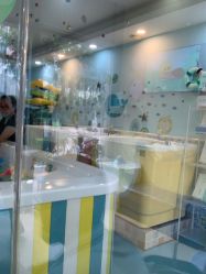 -乐悠游儿童游泳馆(宝安妇幼店)