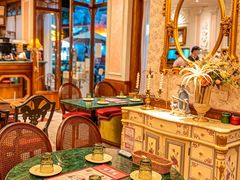 -秘密旅行Bonjour(黑金冠 江南西店)