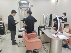-安蒂护肤造型