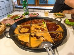 -岗上渣渣老火锅(两路口店)